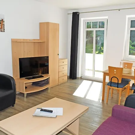 Appartementhaus Am M Balkon Or 10-18 Goehren (Ruegen)