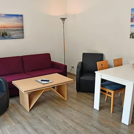 Appartementhaus Am M Balkon Or 10-18 Pansiyon Goehren (Ruegen)