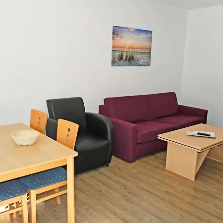 Appartementhaus Am M Balkon Or 10-18 * Goehren (Ruegen)