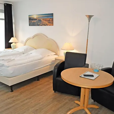 Appartementhaus Am M Balkon Or 10-18 Goehren (Ruegen)