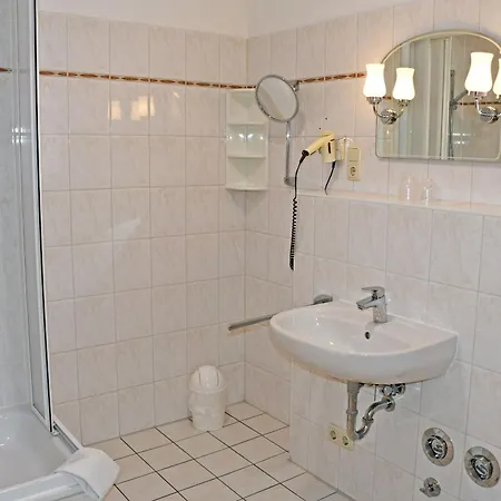 Appartementhaus Am M Balkon Or 10-18 Goehren (Ruegen)